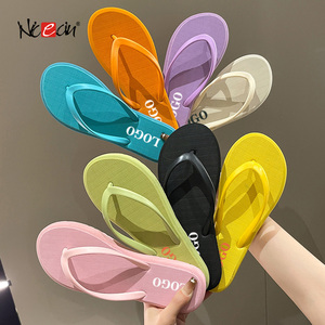 Nicecin OEM Vente en Gros Sandales de Mariage pour Femmes en PVC Ouvertes Tongs d'Été Tendance pour la Plage, l'Extérieur et les Invités du Printemps - Product Image 1