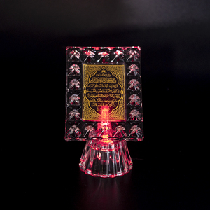 Décoration de livre de <span class=keywords><strong>Coran</strong></span> en cristal musulman de vente directe d'usine logo personnalisé cadeaux islamiques livre de <span class=keywords><strong>Coran</strong></span> en cristal avec base de lumière LED - Product Image 3