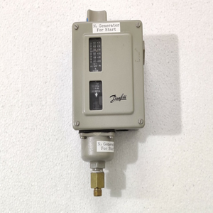 Interruptor de Presión Danfoss RT112 0.07-0.16 Bar 7-16KPa Diferencial 017A1688 - Product Image 1