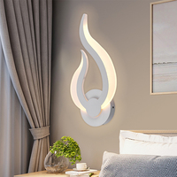 Applique murale LED moderne 12W pour intérieur hôtel chambre salon couloir Art décoration feu flamme forme acrylique applique murale