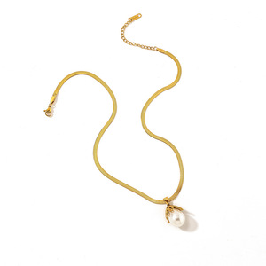 Collar de acero inoxidable con colgante de perla, cadena chapada en oro de 18k para uso diario - Product Image 2