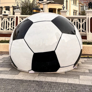 Venta al por mayor al aire libre ornamento resina artesanía <span class=keywords><strong>fútbol</strong></span> estatua fibra de vidrio bola gigante escultura para la venta - Product Image 6