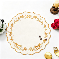 Set de table rond brodé personnalisé avec logo, bord festonné, motif floral, guirlande, nœud, multicolore, pour la maison, les mariages, les restaurants