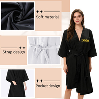 Vente en gros de robes de salon personnalisées avec logo multicolores, robe de coiffeur, robe de beauté, robe de spa, kimono pour client, robe de barbier