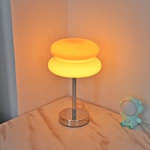 Lampe de table LED rétro en verre en forme de <span class=keywords><strong>champignon</strong></span> pour la lecture, la décoration intérieure, la chambre à coucher, le travail - Product Image 5