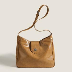 Sac bandoulière en cuir ciré multicolore Fourre-tout grande capacité Rétro littéraire - Product Image 3