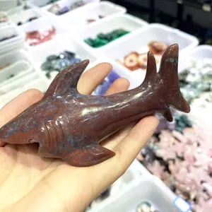 Vente en gros jaspe d'océan naturel requin sculpté à la main pierre de guérison sculpture d'animal en cristal pour la décoration