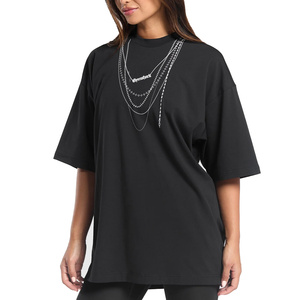 Camiseta de mezcla de algodón suave y cómoda para mujer, talla grande, ajuste holgado con decoración bordada, hombro caído, ropa informal diaria - Product Image 3