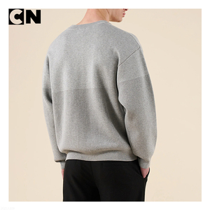 เสื้อสเวตเตอร์ไหมพรมผ้าฝ้ายสำหรับผู้ชาย ไซส์ XXL  ป้องกันรอยยับ ระบายอากาศได้ดี  ออกแบบโลโก้ตามสั่ง ได้รับการรับรองมาตรฐาน GRS  ตกแต่งด้วยลายปัก - Product Image 4