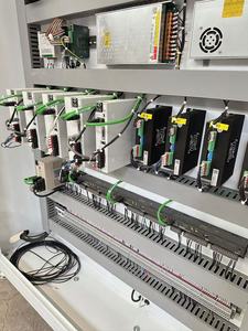 Robot de scellement automatique pour verre isolant destiné aux machines de fabrication de verre isolant - Product Image 6