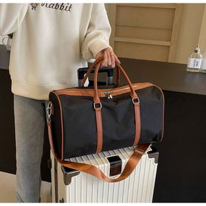 Vente en gros de sac polochon de sport avec logo personnalisé bagage de voyage étanche de grande capacité sac fourre-tout sacs durables pour l'exercice à la salle de sport - Product Image 5