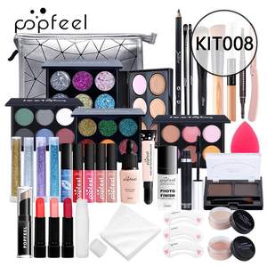 Coffret Cadeau de Maquillage Tout-en-un Kit de Maquillage Complet pour Femme Incluant un Set de Pinceaux de Maquillage une Palette de Fards à Paupières et un Set de Gloss - Product Image 6