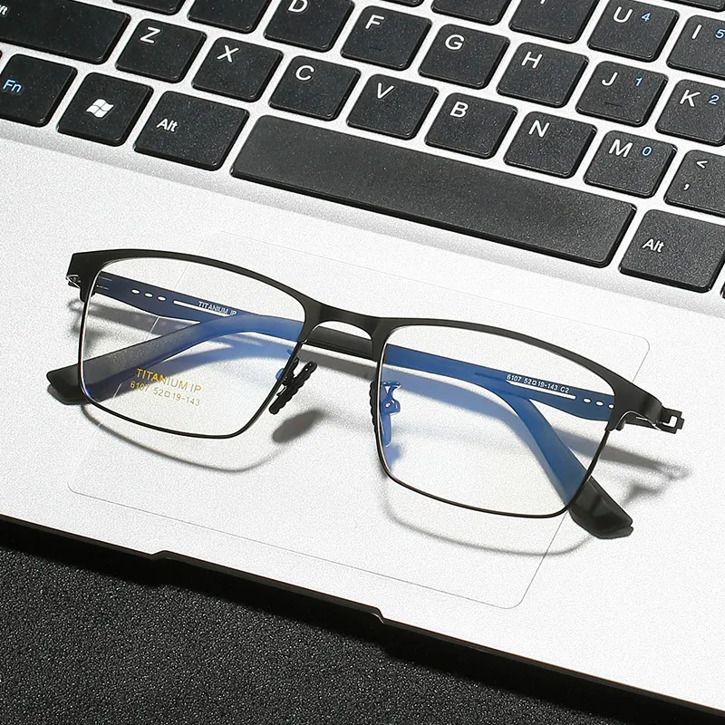 FANXUN 6107 hommes d'affaires demi-monture sans vis cadre optique ultra-léger non magnétique titane lunettes mode myopie lunettes