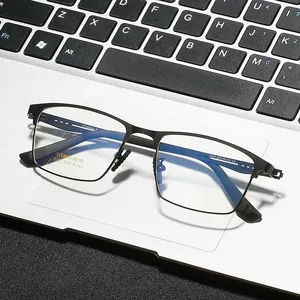 FANXUN 6107 ธุรกิจผู้ชายครึ่งกรอบสกรูฟรีกรอบแสงอัลตร้าไลท์แว่นตาไทเทเนียมไม่แม่เหล็กแฟชั่นแว่นตาสายตาสั้น