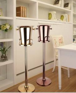 Soporte de Cubitera para Vino de Acero Inoxidable Metálico Clásico Personalizable de 3L para Camping con Almacenamiento y Exhibición de Ysbars - Product Image 2