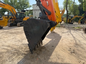 Excavadora hidráulica Doosan de 30 toneladas usada, excavadora sobre orugas con caja de cambios y bomba de buena calidad - Product Image 3