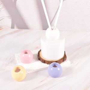 कस्टमाइज्ड लोगो 18 मिमी रीड डिफ्यूज़र बोतल स्क्रू प्लास्टिक सामग्री बॉल आकार कवर - Product Image 6