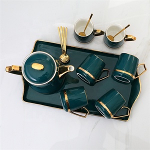 Ensemble de vaisselle en porcelaine marbrée verte, accessoires de cuisine dorés de style royal britannique, pour café et thé - Product Image 5