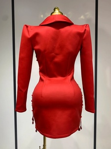 Nuevo <span class=keywords><strong>Vestido</strong></span> de <span class=keywords><strong>Fiesta</strong></span> <span class=keywords><strong>Rojo</strong></span> de Moda, <span class=keywords><strong>Vestido</strong></span> de Noche Elegante con Pedrería de Lujo, Cuello en V Profundo, Corte Entallado, Estilo Celebridad - Product Image 4