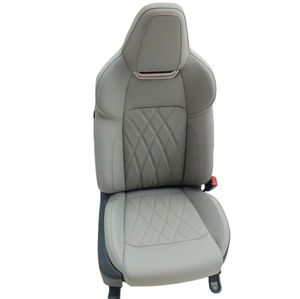 Asiento de Pasajero Gris Claro de Repuesto, Buen Estado, Pieza de Auto Usada OEM, Ajuste Directo y Listo para Instalar - Product Image 4