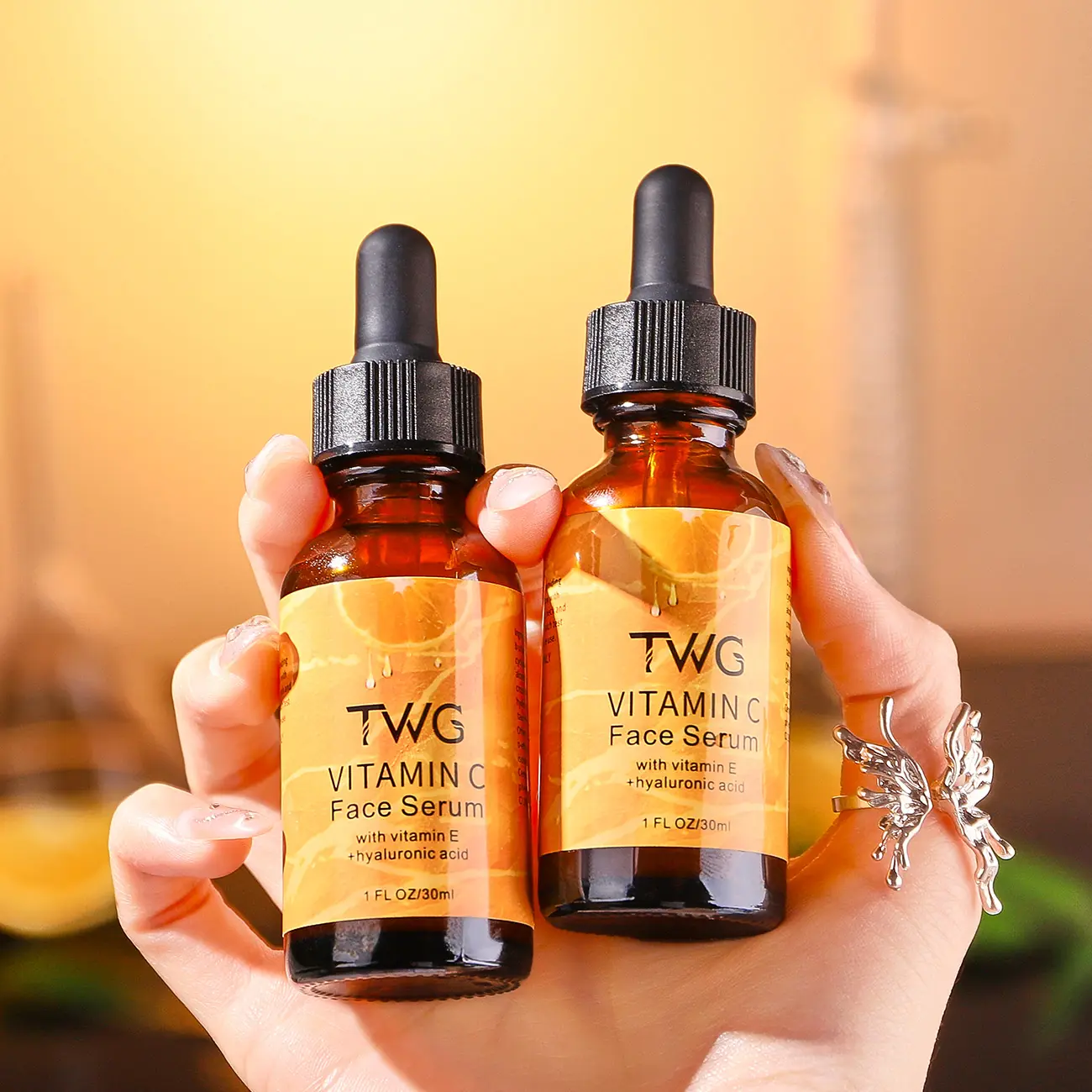 TWG serum Pencerah VC, serum Wajah Vitamin C anti-penuaan asam hialuronat untuk perawatan kulit