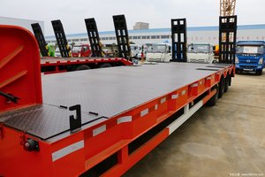 รถเทรลเลอร์แบบแท่นต่ำสำหรับงานหนัก50ton รถเทรลเลอร์3แกน12ล้อเหล็กสูง8มม. บันได ABS - Product Image 2