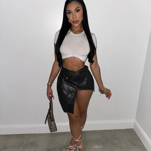 <span class=keywords><strong>Gonna</strong></span> in pelle sintetica <span class=keywords><strong>a</strong></span> <span class=keywords><strong>vita</strong></span> <span class=keywords><strong>bassa</strong></span> nuova moda <span class=keywords><strong>a</strong></span> forma irregolare Street Wear da donna <span class=keywords><strong>gonna</strong></span> Ultra corta - Product Image 2