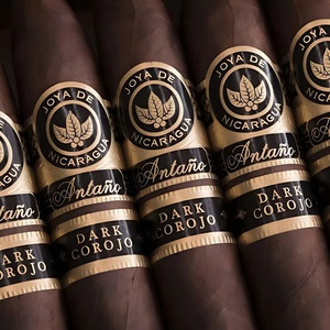 Etiqueta Adhesiva Personalizada con Lámina Dorada para Cigarros Cubanos, Envoltura de Cigarros con Relieve - Product Image 1