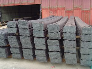 Prix de l'angle en acier doux laminé à chaud <span class=keywords><strong>50x50</strong></span>, barre d'angle en acier égal 50mm 50x50x4 à 45 degrés - Product Image 3