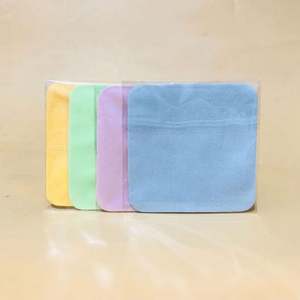 Vente en gros personnalisé microfibre daim 8x8cm écologique durable bijoux polissage chiffon de nettoyage avec le logo du client - Product Image 3