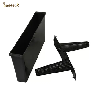 BEESTAR Alimentador de abejas de alta calidad 4L Herramienta de colmena de apicultura de plástico negro para alimentación de abejas Nueva condición - Product Image 6