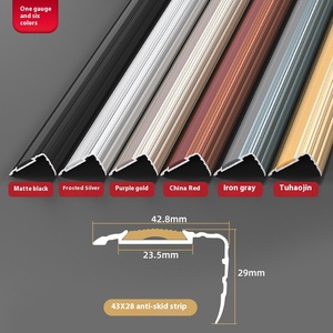 Piezas de escalera de aleación de aluminio de diseño moderno, tira antideslizante en forma de L, protector de esquina anticolisión en forma de 7 <span class=keywords><strong>para</strong></span> escalón de Metal de seguridad - Product Image 3