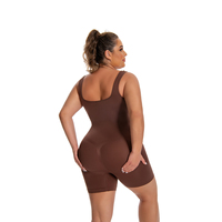 Body sculptant sans couture pour femme grande taille avec logo personnalisable, effet gainant ferme pour la taille, amincissant fessier et ventre