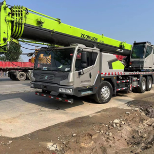 Grúa Todoterreno Zoomlion ZTC250A5-3 de 25 Toneladas en Buen Estado, Piezas Duraderas, Funcionamiento Confiable para Trabajos en Sitio - Product Image 1