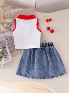 Nouvelle collection 2026 : Ensemble décontracté pour enfants – <span class=keywords><strong>Gilet</strong></span> <span class=keywords><strong>blanc</strong></span> à col rouge et jupe bleue - Product Image 2