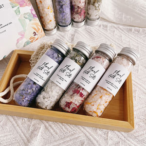 Coffret de sels de <span class=keywords><strong>bain</strong></span> aux fleurs, vente en gros de sels de <span class=keywords><strong>bain</strong></span> naturels, biologiques, écologiques, fournisseur en vrac, marque privée - Product Image 1