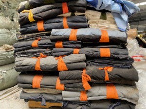 Articles en tissu excédentaires d'entrepôt d'exportation, tissus coupés en pur coton, vendus au kilo, tissu 100% coton - Product Image 2