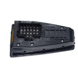 Electric Window Control <b>Switch</b> For Volvo Trucks FM FH12 <b>12V</b> Power Window <b>Switch</b> Part Number 20752914 - Product Image 2