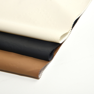 高グレード<span class=keywords><strong>PU</strong></span>レザークリーミーな柔らかさと均一なシーン、控えめなエレガンスのために作られたオーバーコート、装飾パネル - Product Image 1