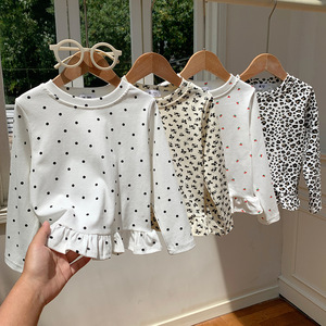 เสื้อยืดแขนยาวเด็กผู้หญิงแต่งระบายสไตล์เกาหลีน่ารักสำหรับฤดูใบไม้ผลิ ลายจุด ลายดอกไม้ ลายเชอร์รี่ ลายเสือดาว - Product Image 2