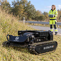 Tondeuse à gazon industrielle télécommandée 764cc, haute efficacité, sur chenilles, largeur de coupe 900mm, haute performance, OEM pour fermes et ranchs