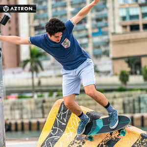 Planche de skate cruiser en bois d'érable canadien AZTRON FOREST 7 plis, style old school, pour surf skate - Product Image 3