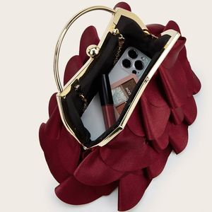 Nuevo Bolso de Mano para Fiesta 2026, Color Vino Tinto, con Pedrería y Pétalos de Rosa, Elegante, con Cadena, Cierre de Hebilla, para Banquete, de Poliéster - Product Image 3