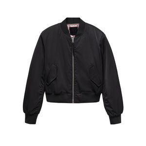 Blouson bomber classique avec poignets côtelés et fermeture éclair intégrale, conçu pour les hommes, idéal pour un style urbain décontracté et les superpositions légères du printemps. - Product Image 1