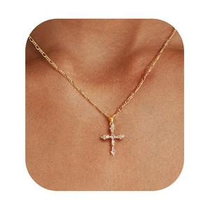 Collar de Acero Inoxidable con Cruz de Circonita Cúbica, Resistente al Agua y al Deslustre, Cadena Figaro <span class=keywords><strong>3</strong></span>:1, Collar con Cruz de Circonita en Oro de 18K - Product Image 5