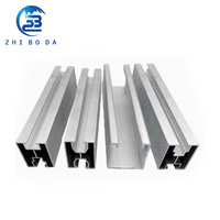 Rail solaire en alliage d'aluminium haute précision, résistant à l'usure, support PV, accessoires solaires pour l'installation de fermes solaires à grande échelle