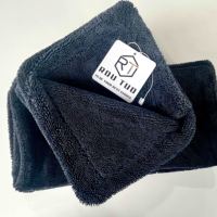 Serviette de séchage automobile en microfibre torsadée sans peluches de qualité supérieure pour l'entretien en showroom avec outil de marquage privé OEM