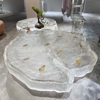 Table basse transparente asymétrique moderne Design créatif pour panneau de table à thé de luxe Mobilier de salon pour petit appartement