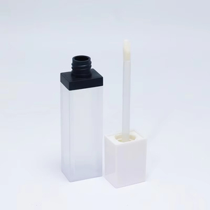 Vente en gros de tubes en verre pour gloss à lèvres, emballage cosmétique pour rouge à lèvres, tube carré givré de 3 ml avec couvercle noir - Product Image 4