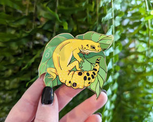 Aangepaste Slang Metalen Pinnen Hoge Kwaliteit Metalen Ambachtelijke Geschenken Reversspelden Dier Ontwerp Hard Zacht Email Pinnen Bulk - Product Image 1